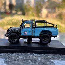 Load image into Gallery viewer, Master 1:64 Defender 110 Pickup Truck Gulf SUV Model Diecast Metal Car