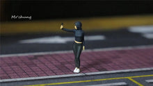 Load image into Gallery viewer, 1:64 Painted Figure Mini Model Miniature Resin Diorama Sand Hoddie Selfie Girl
