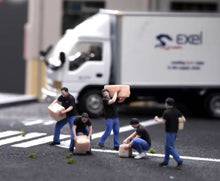 Load image into Gallery viewer, 1:64 Painted Figure Model Miniature Resin Diorama Toy Sand Carrier Workers Set