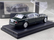 Load image into Gallery viewer, SW 1:64 Green Phantom VII 7 Luxury Classic Sedan Model Diecast Metal Car New Collection