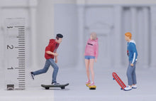 Load image into Gallery viewer, 1:64 Painted Figure Model Miniature Resin Diorama Sand Skateboard Skating Toy Collection