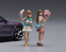 Load image into Gallery viewer, 1:64 Painted Figure Model Miniature Resin Diorama Toy Sand Pretty Girl With Hat