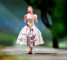 Load image into Gallery viewer, 1:24 Painted Figure Model Miniature Resin Diorama Sand Singing Dance Girl Beauty