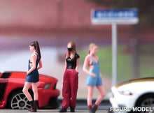 Load image into Gallery viewer, 1:64 Painted Figure Model Miniature Resin Diorama Sand Girl Lady Pretty Friends