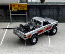 Load image into Gallery viewer, Masdi 1:64 Gray 1995 Hilux RN80 Cab Pickup Truck Model Diecast Metal Car New Collection