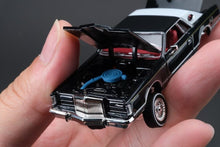 Load image into Gallery viewer, FW 1:64 Black 1979 Continental Classic Sports Model Diecast Metal Car New Collection