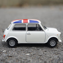 Load image into Gallery viewer, WELLY 1:24 Mini Copper 1300 Classic Sports Model Diecast Metal Car Display