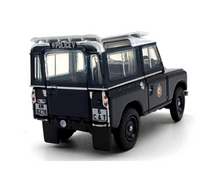 Load image into Gallery viewer, 1:76 Land Rover Defender 90 HongKong Police Model Diecast Metal Car New Collection