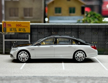 Load image into Gallery viewer, Master 1:64 Black White S650 X222 Luxury Sedan Model Diecast Metal Car New Collection