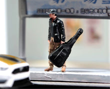 Load image into Gallery viewer, 1:64 Painted Figure Model Miniature Resin Diorama Toy Sand Guitar Man Musician