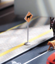 Load image into Gallery viewer, 1:64 Painted Unpainted Figure Model Miniature Resin Diorama Sand Animal Sign