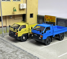 Load image into Gallery viewer, Master 1:64 Dyna Pickup Truck Model Diecast Metal Car Box