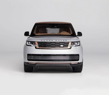 Load image into Gallery viewer, LCD 1:18 Silver 2022 Range Rover SV SUV Sports Model Diecast Metal Car New Collection