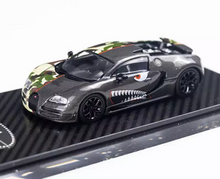 Load image into Gallery viewer, Mortal 1:64 Camo Carbon Veyron Sports Limited Model Diecast Metal Car New Collection