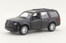 Load image into Gallery viewer, CCA 1:43 2015 Navigator SUV Sports Model Toy Diecast Metal Car BN