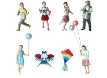 Load image into Gallery viewer, 1:64 Painted Figure Mini Model Miniature Resin Diorama Kite Flying Set Boy Kid