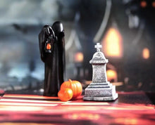 Load image into Gallery viewer, 1:64 Painted Figure Model Miniature Resin Diorama Sand Halloween Ghost Pumking