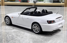 Load image into Gallery viewer, MH 1:18 White JDM S2000 AP2 Sports F22C Engine Model Diecast Metal Car New