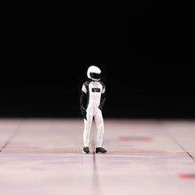 Load image into Gallery viewer, 1:64 Painted Figure Model Miniature Resin Diorama Sand Racer Racing People Man New