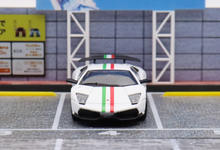 Load image into Gallery viewer, Maxwell 1:64 White LP670-4 SV Super Racing Sports Model Diecast Metal Car New