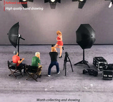 Load image into Gallery viewer, 1:64 Painted Figure Mini Model Miniature Resin Diorama Shotting Director Model