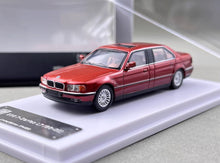 Load image into Gallery viewer, DCM 1:64 Red 1998-01 E38 L7 728il Luxury Sedan Model Diecast Metal Car New Collection