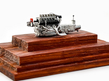 Load image into Gallery viewer, Liberty 1:64 250 GTO Engine Display Model Diecast Metal Car BN