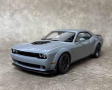 Load image into Gallery viewer, AUTOart 1:18 Gray Challenger R/T SCAT 2020 Sport Model Diecast Metal Car New