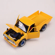 Load image into Gallery viewer, Maisto 1:24 1973 Datsun 620 Pickup Truck Sport Model Toy Diecast Metal Car BN