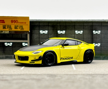Load image into Gallery viewer, MINIGT 1:64 Yellow Nissan Z Pandem Ikazuchi Sports Model Diecast Metal Car New Collection