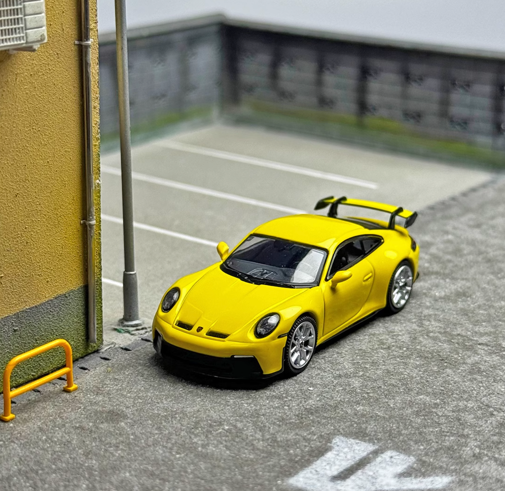 MINIGT 1:64 Yellow 911 GT3 Racing Sports Model Diecast Metal Car