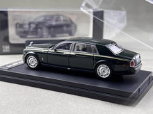 Load image into Gallery viewer, SW 1:64 Green Phantom VII 7 Luxury Classic Sedan Model Diecast Metal Car New Collection