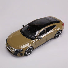 Load image into Gallery viewer, Bburago 1:18 2022 RS e-tron GT Racing Sports Model Toy Diecast Metal Car