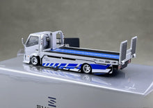 Load image into Gallery viewer, Supcar 1:64 Silver H300 Flatbed Trailer Truck Model Diecast Metal Car New Collection