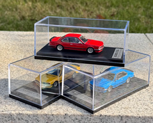 Load image into Gallery viewer, SW 1:64 E24 635 CSI Couple Classic Sports Model Diecast Metal Car New