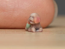 Load image into Gallery viewer, 1:64 Painted Figure Model Miniature Resin Diorama Sand Cute Pet Puppy Dot Toy