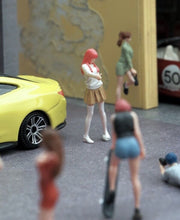 Load image into Gallery viewer, 1:64 Painted Figure Mini Model Miniature Resin Diorama Sand Pink Hair Girl Toy New