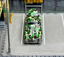 Load image into Gallery viewer, ZF 1:64 300SL W198 Camo Classic Sports Model Diecast Metal Car New
