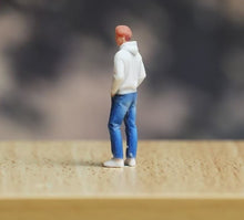 Load image into Gallery viewer, 1:64 Painted Figure Model Miniature Resin Diorama Sand Hoodie Denim Boy Man