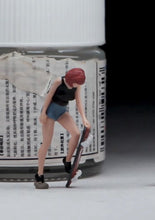 Load image into Gallery viewer, 1:64 Painted Figure Mini Model Miniature Resin Diorama Sand Skater Board Girl New