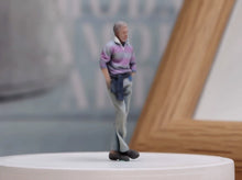 Load image into Gallery viewer, 1:64 Painted Figure Model Miniature Resin Diorama Toy Sand Strong Muscular Man