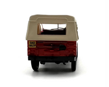 Load image into Gallery viewer, 1:43 1968 Land Rover Light SUV Off Road Classic Model Diecast Metal Car New