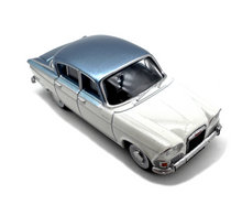 Load image into Gallery viewer, 1:76 1963 Humber MKI Classic Vintage Sedan Sports Model Diecast Metal Car New Collection