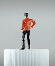 Load image into Gallery viewer, 1:64 Painted Figure Mini Model Miniature Resin Diorama Sand Leather Jacket Man