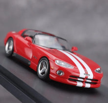 Load image into Gallery viewer, GFCC 1:64 HEC Red 1993 Viper Roadster Convertible Model Diecast Metal Car New Collection