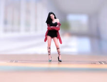 Load image into Gallery viewer, 1:64 Painted Figure Model Miniature Resin Diorama Sand Girl Lady Pretty Modern C