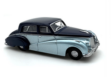 Load image into Gallery viewer, 1:76 Armstrong Classic Vintage Sedan Model Diecast Metal Car New Collection