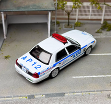 Load image into Gallery viewer, Rollin 1:64 White Auxiliary Police CV CROWN VICTORIA Model Diecast Metal Car
