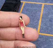 Load image into Gallery viewer, 1:64 Painted Figure Mini Model Miniature Resin Diorama Sand Cheongsam Qipao Lady