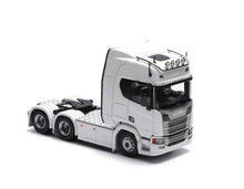 Load image into Gallery viewer, Masdi 1:64 White Scania R500 Truck Tractor Model Diecast Metal Car New Collection